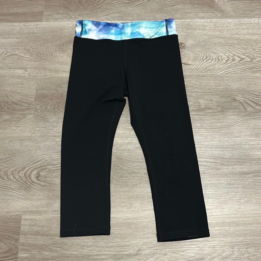 Capri style length, lightweight leggings